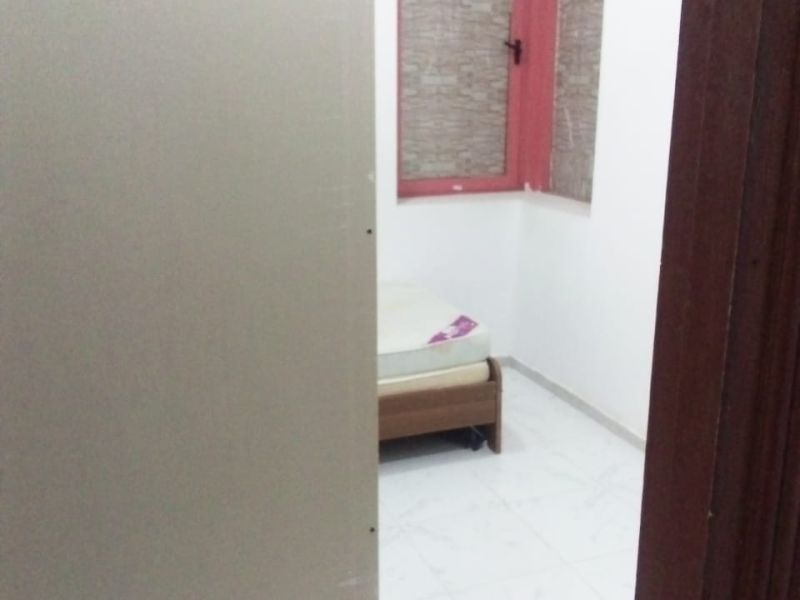Room Available For Two Persons In Al Rolla Sharjah AED 1000 Per Month